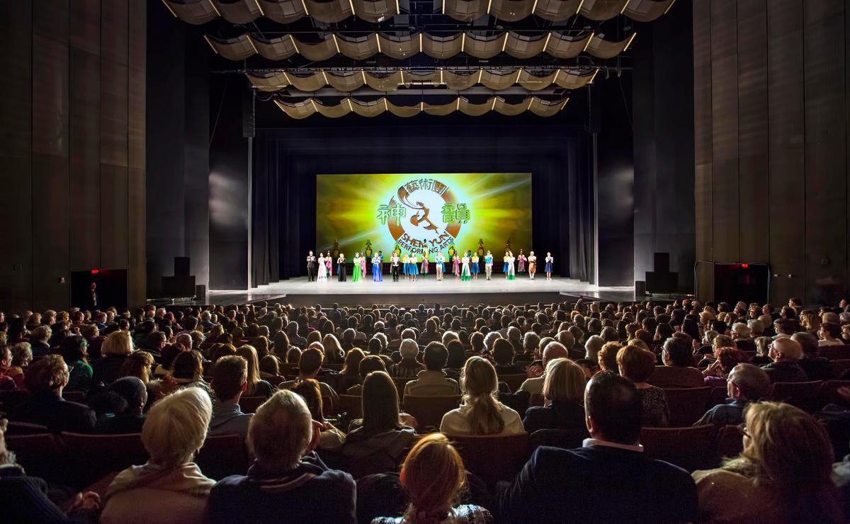 Montreal Bids Adieu to Shen Yun With Wave of Praise