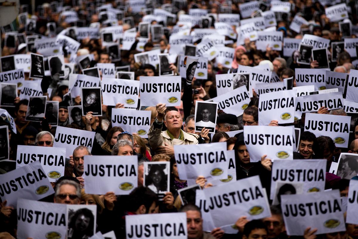 Argentine Prosecutor: President Allowed Impunity in Bombing
