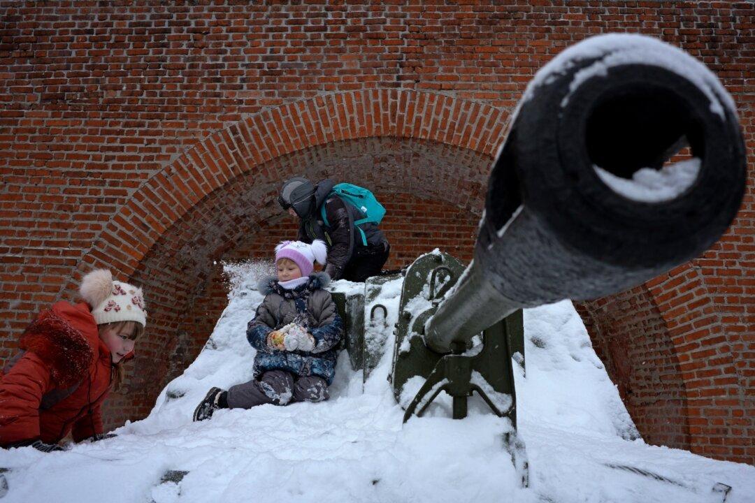 Will the Russian Empire Be Reborn?