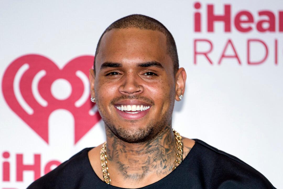 Chris Brown Posts Bail After Standoff With LAPD