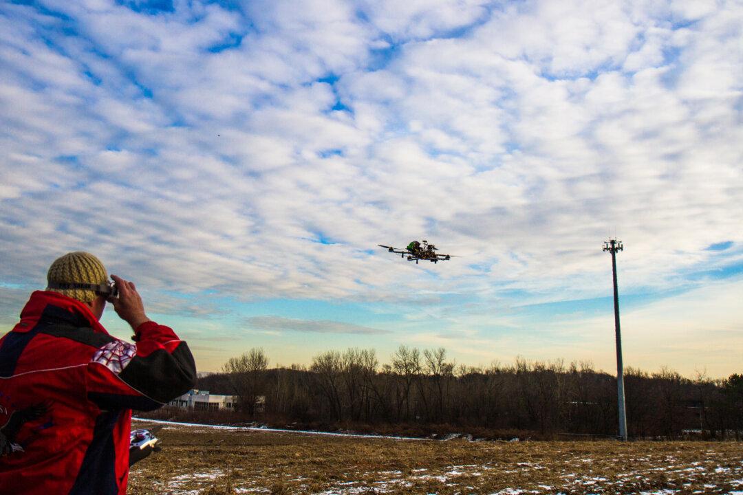 Where to Fly Drones for Recreation in New York? Pioneers Find Creative Spaces