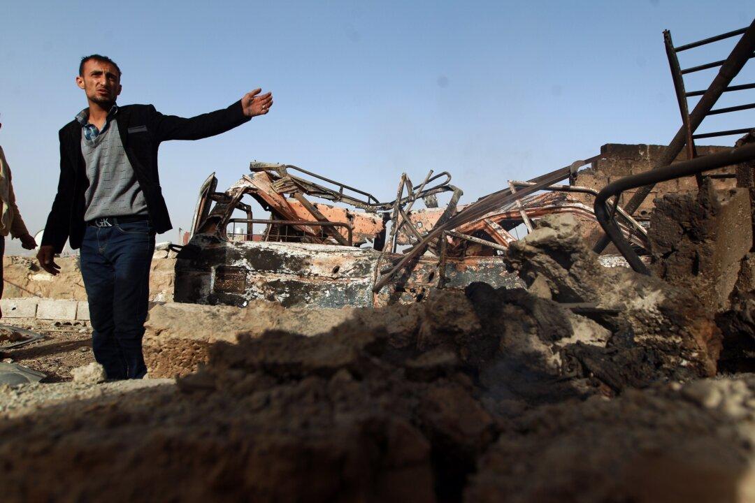 Shiite Rebels Shell Yemen President’s Home, Take Over Palace