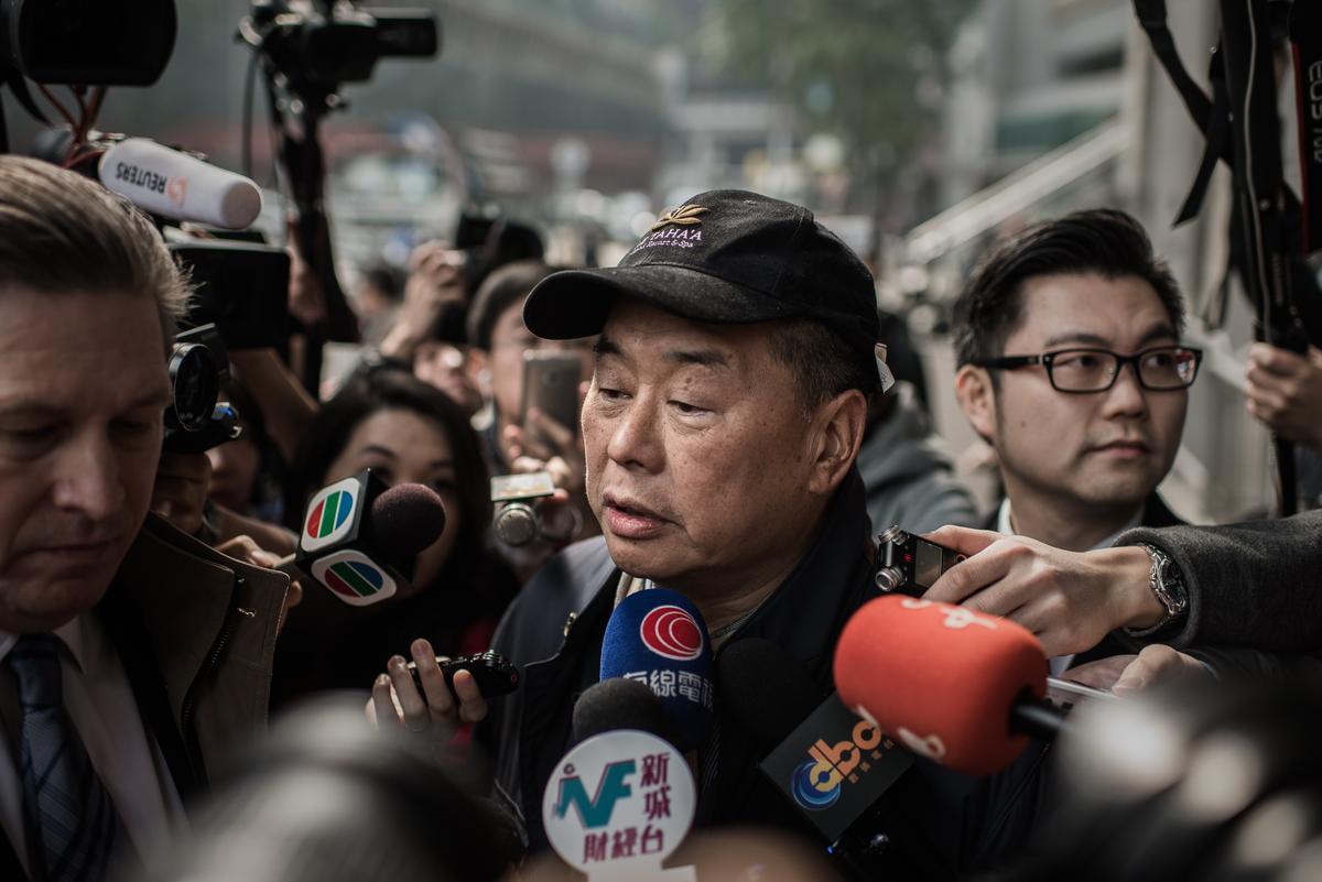 Apple Daily Founder Jimmy Lai ‘Arrested’ for Joining Occupy Protests, Later Walks Free