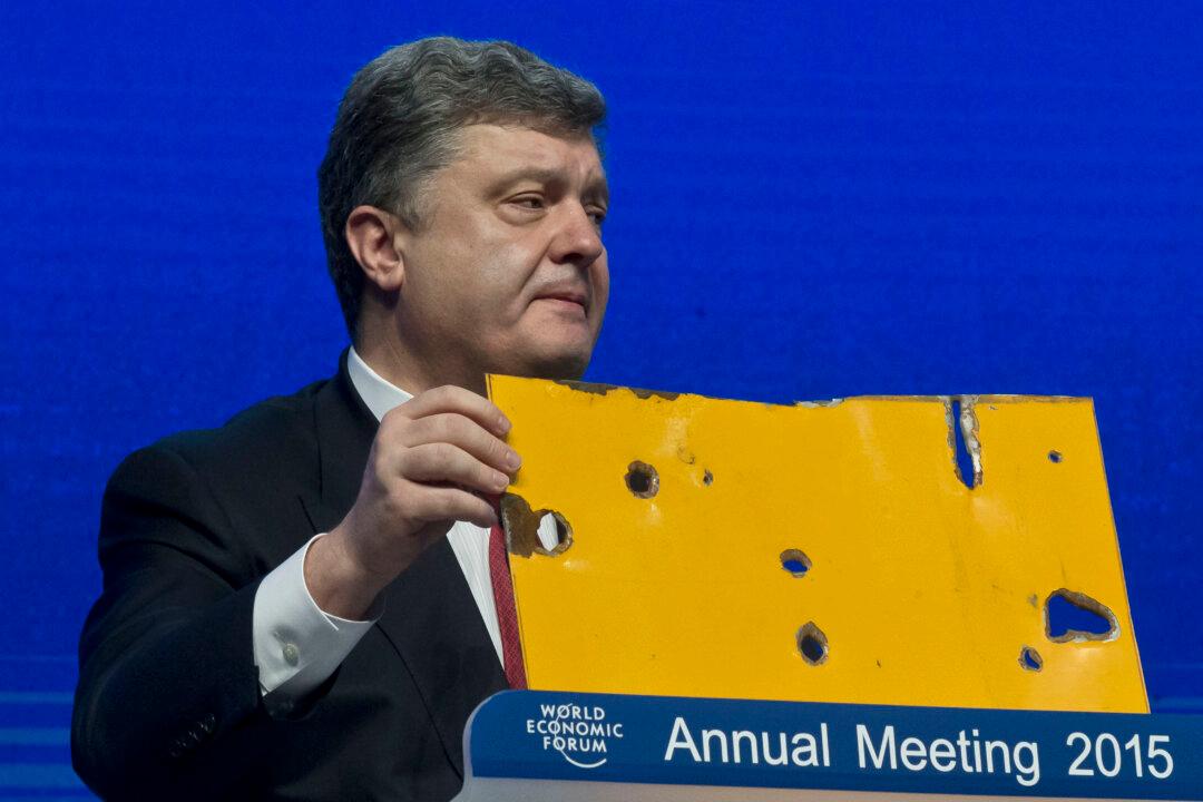Ukraine President Points to Russian Hand in Conflict