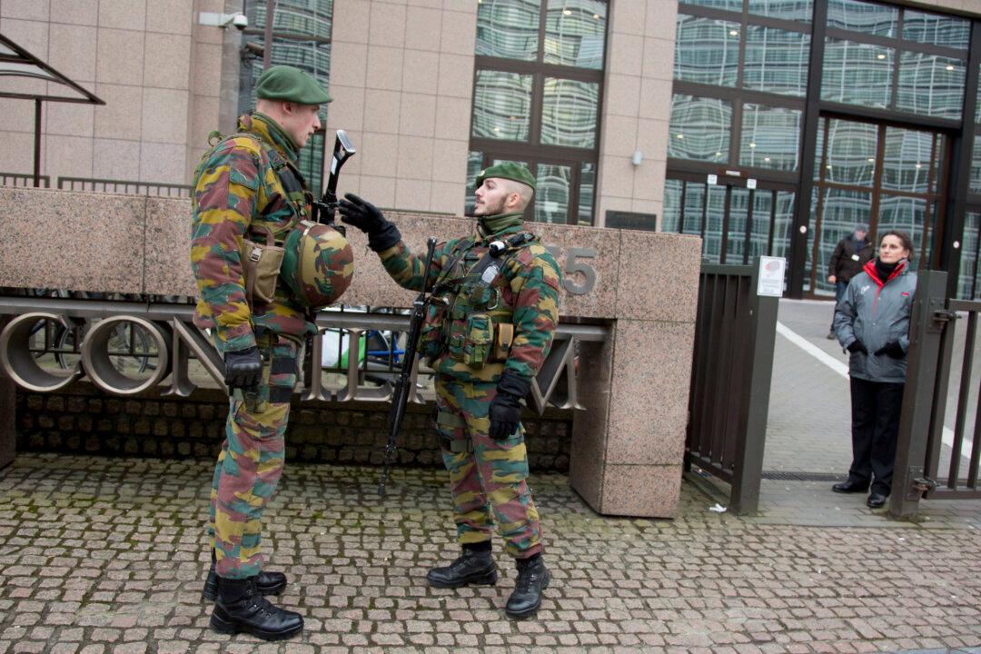 France Anti-Terror Plan Calls for Hiring More Intel Agents