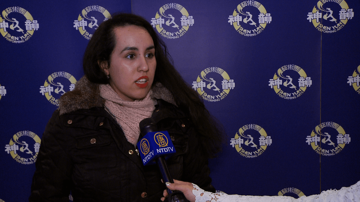 Writer: Shen Yun Reminds Us of Traditional Values and Family