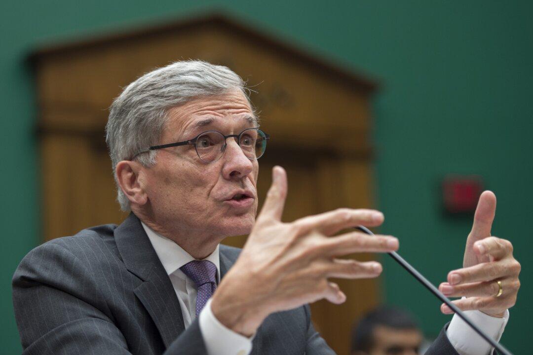 Cable Companies Want a Watered Down Definition of Broadband