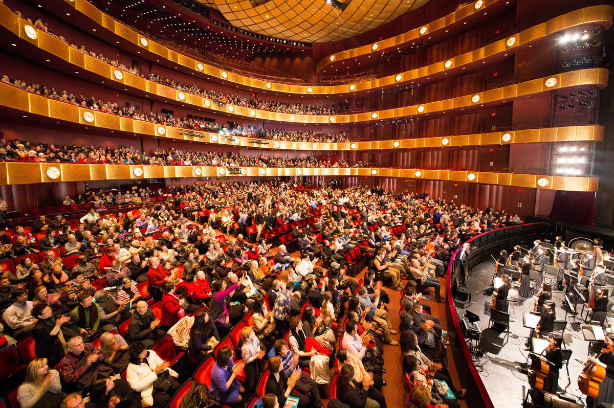 Shen Yun Coming to Mahalia Jackson Theater