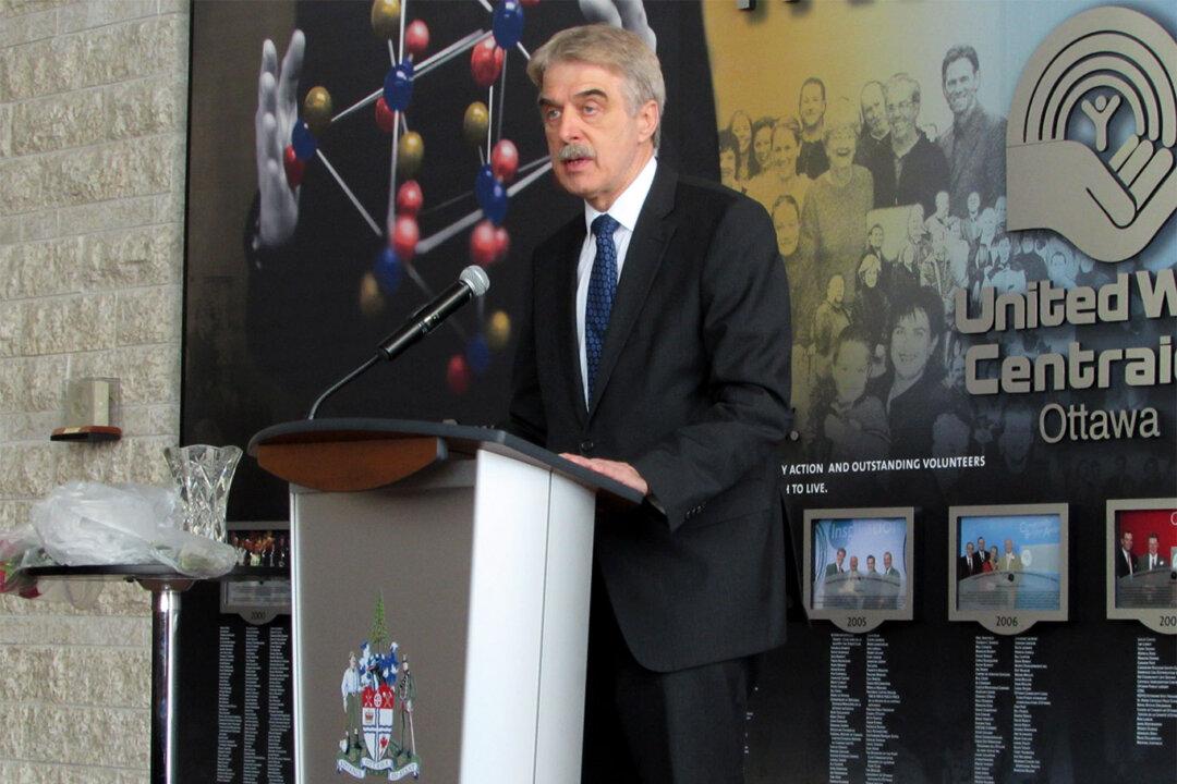 Ottawa Memorial Marks Holocaust Remembrance Day