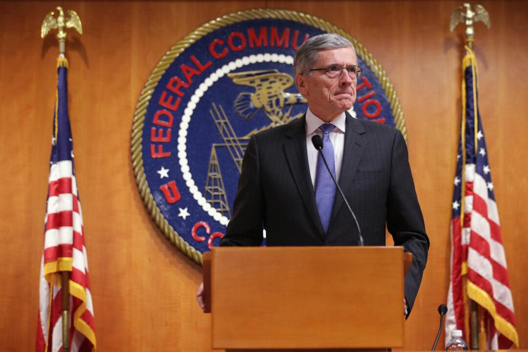 FCC Updates Definition of Broadband Internet