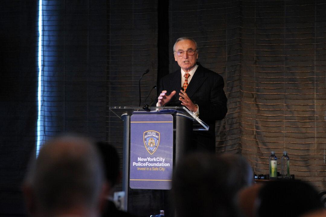 NYPD Will Stop Sending Rookie Officers Into High-Crime Areas, Says Commissioner William Bratton