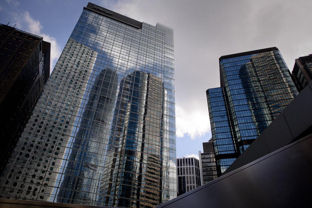 Western Firms’ China Hiring Practices Underscore Official Corruption