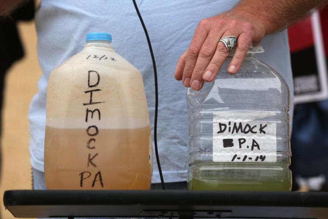 Congress Stalls as Evidence of Fracking Harm Mounts