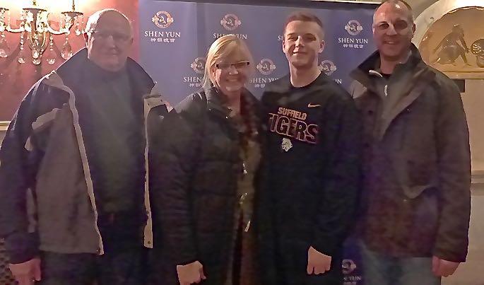 Shen Yun ‘Visually Extremely Beautiful’