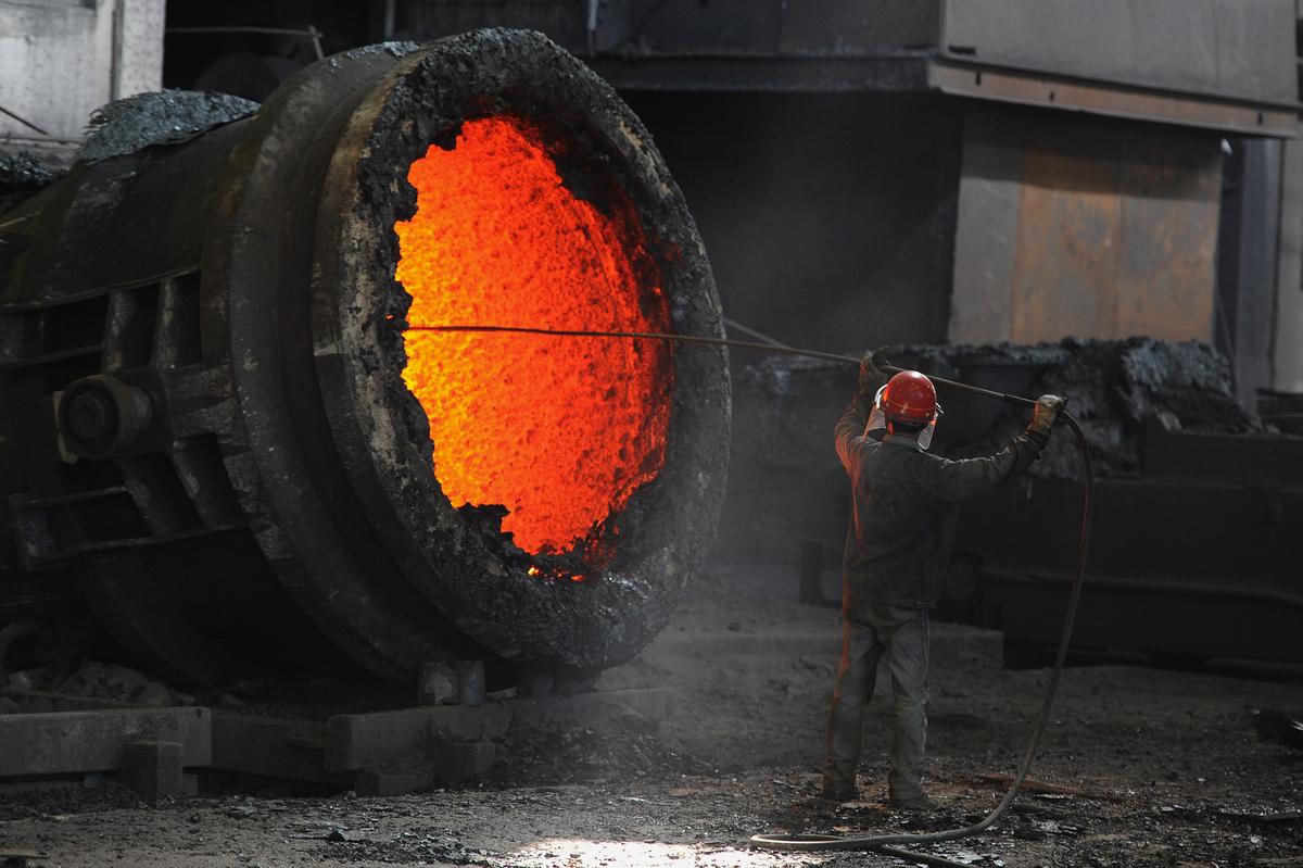 Chinese-Linked Miner in Pole Position for African Iron Ore Project