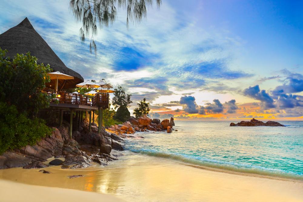 4 Island Getaways for a Romantic Trip