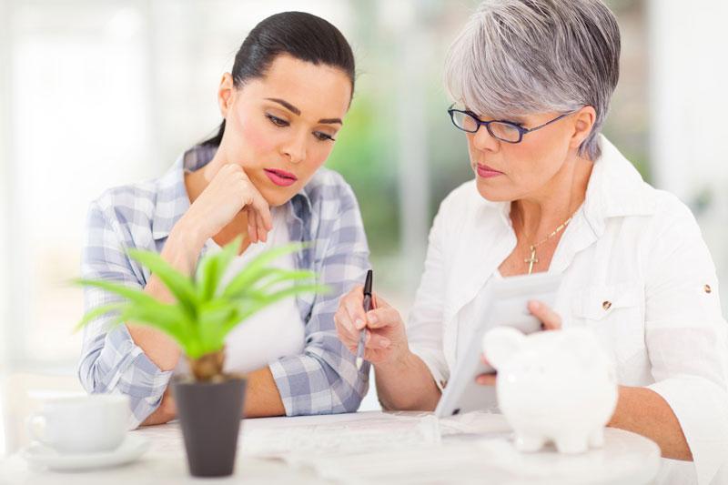 3 Ways to Help Aging Parents With Their Finances