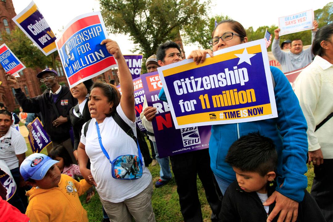 Judge’s Decision to Block Obama’s Immigration Order Threatens National Security, Says DOJ