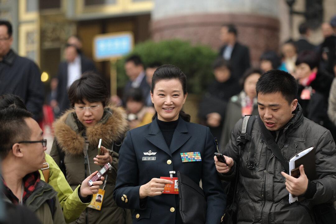 Two Songbirds Get Sacked From China’s New Year’s Gala, a Sign Their Powerful, Rumored Lovers Will Be Taken Down