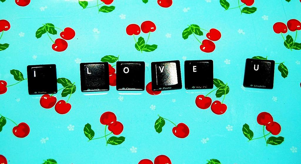 2 Simple Tips for Online Dating Success