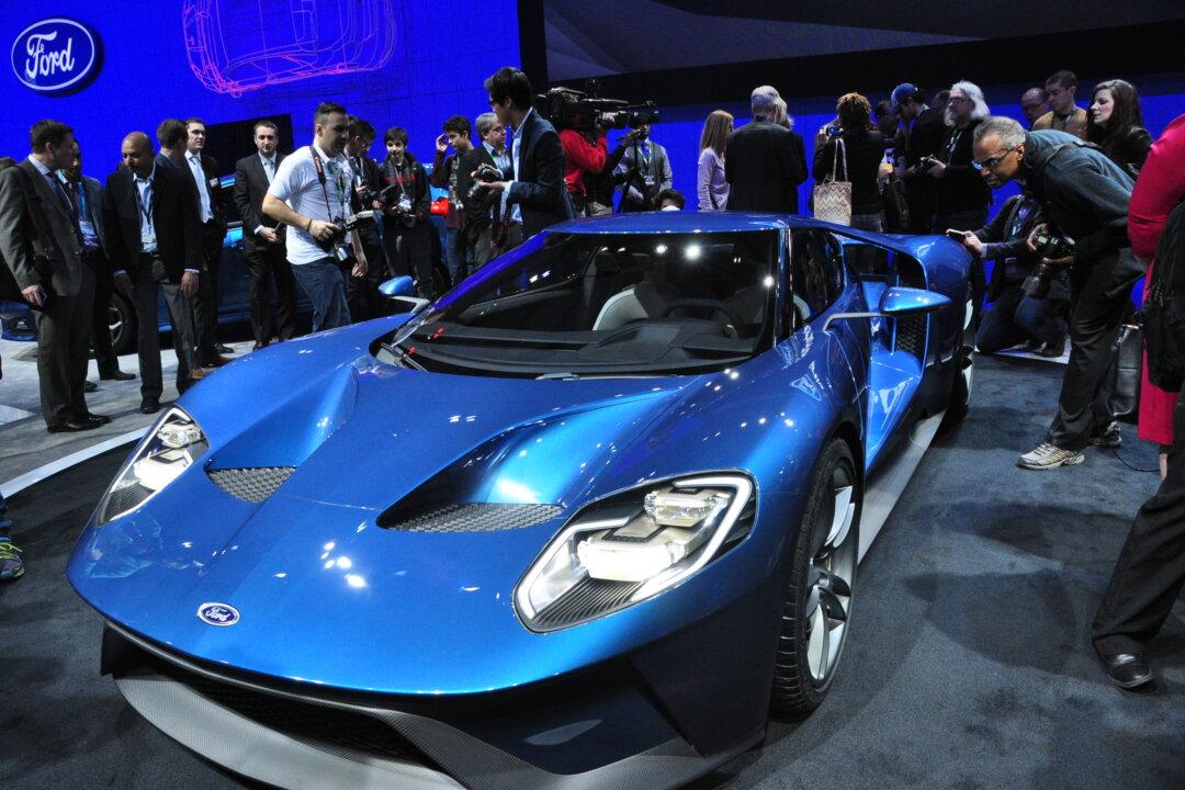 Subaru Legacy 2.5i Big Winner at Canadian International AutoShow