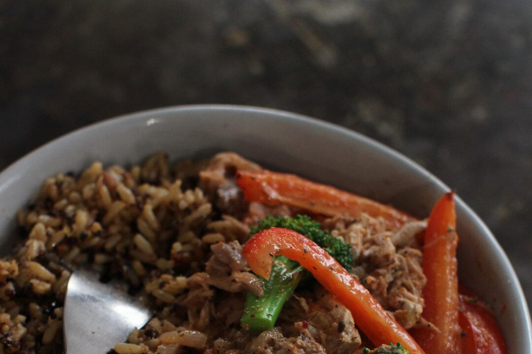 10 Ideas for Using Slow Cooker Pulled Chicken and Pork