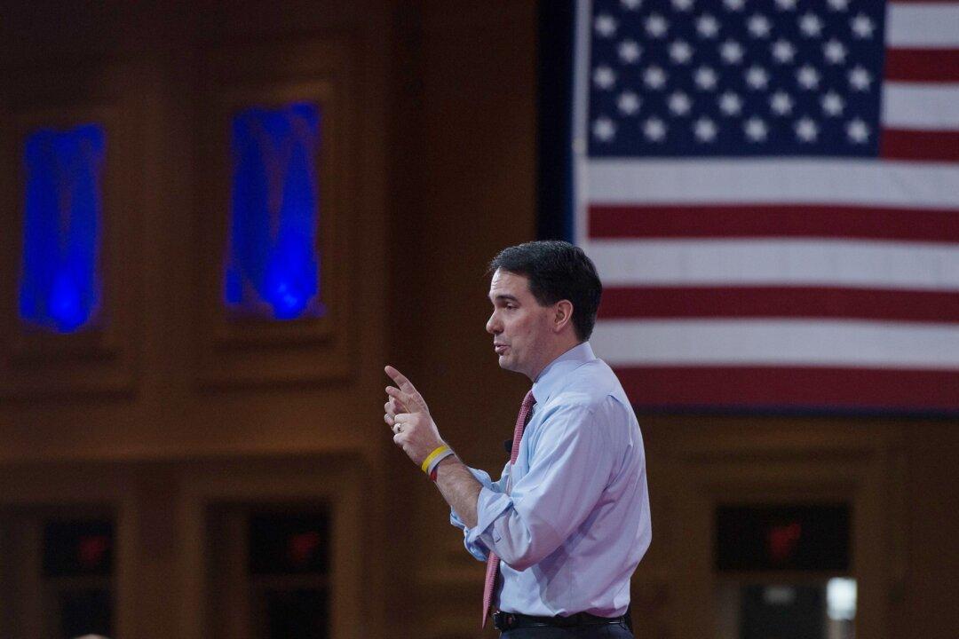 Jezebel, Daily Beast Falsely Accuse Scott Walker of Lax Sexual Assault Policy