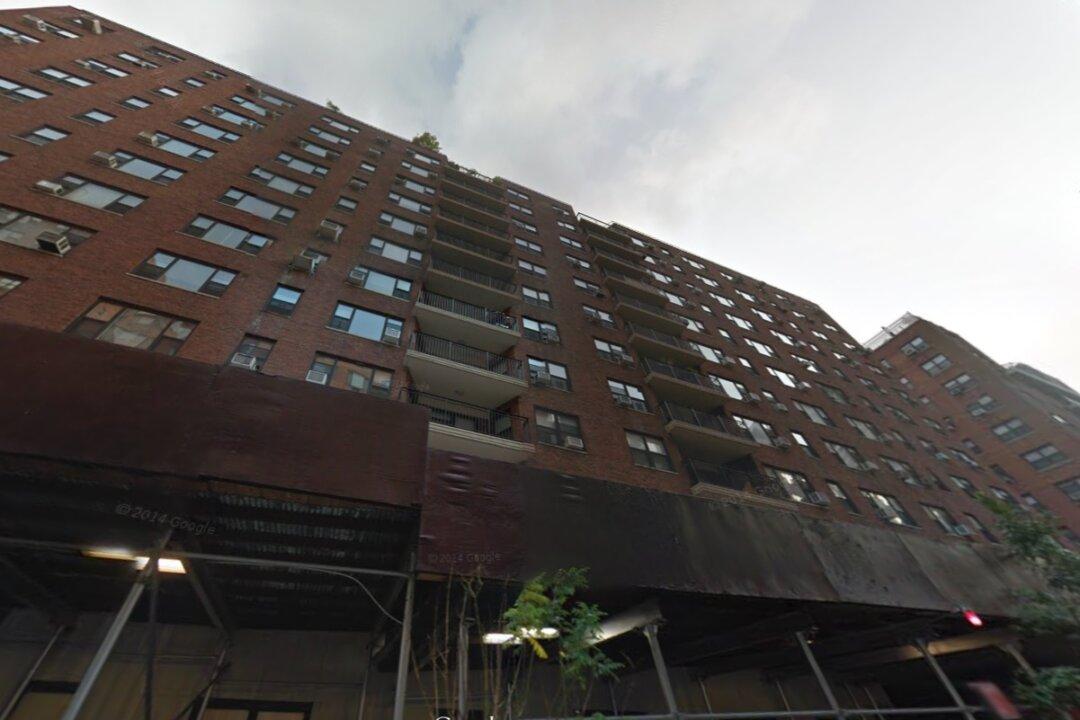 NYC Woman Plummets to Death From Building Where Dancer Martha Graham Once Lived