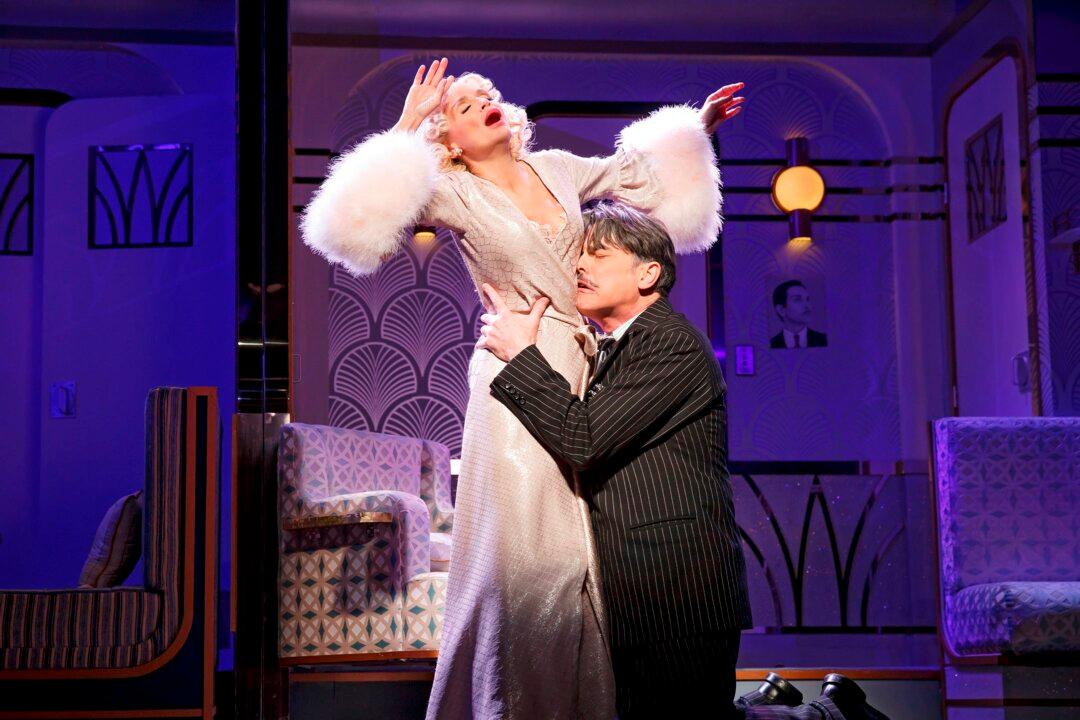 Theater Review: ‘On the Twentieth Century’