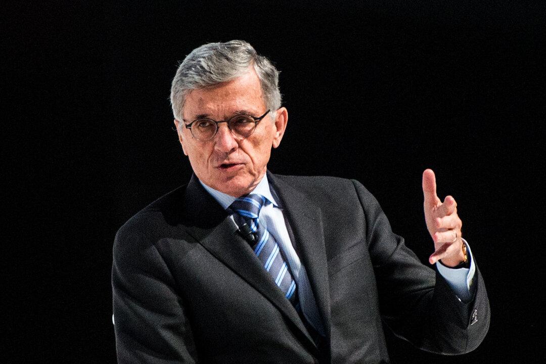 FCC Chair: We Will Not Regulate Cable Rates