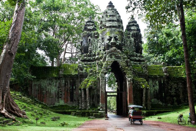 3 Perfect Spring Destinations for Couples
