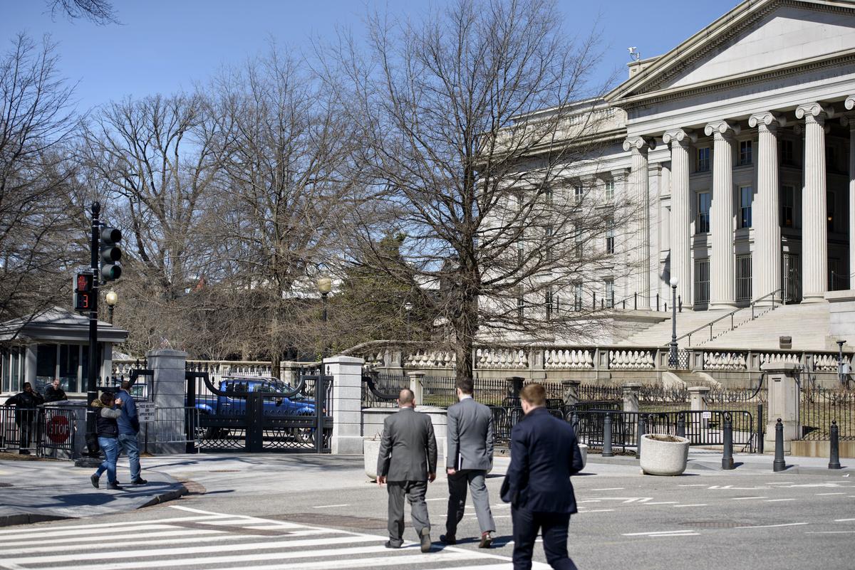 Why the National Debt Doesn’t Matter—Or How I Learned to Stop Worrying and Love Treasurys