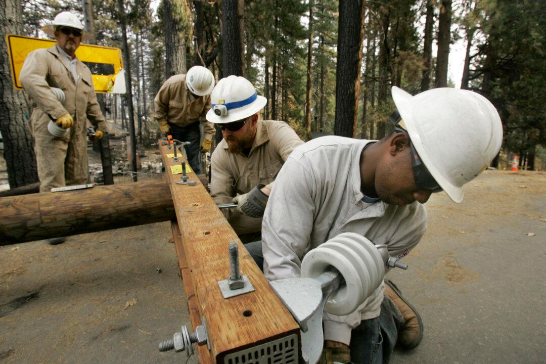 Laid-Off American IT Workers Speak Up About H1-B Program Abuses