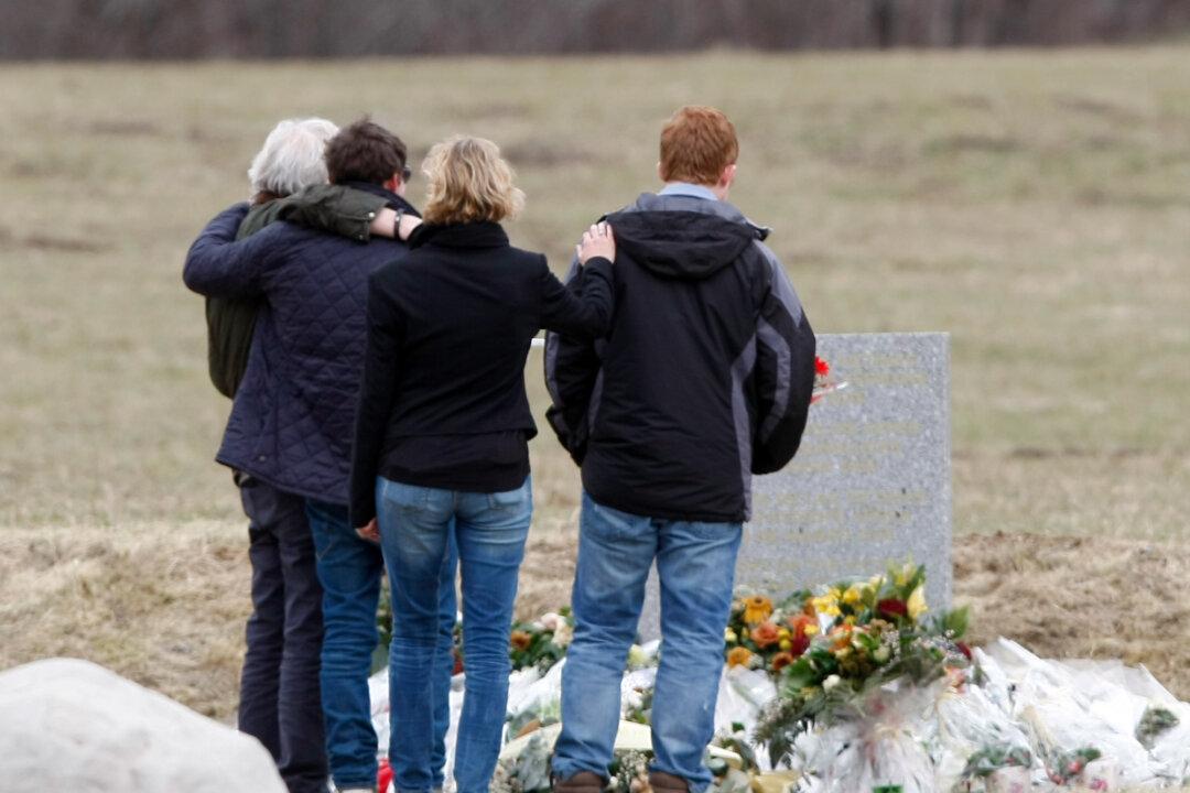 Families of Germanwings Crash Victims to Meet Investigators