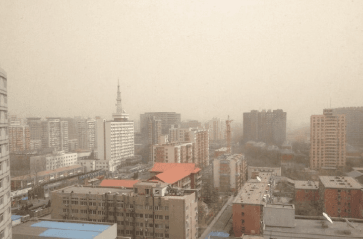 Sand Storm Hits Beijing, Pollution Data Breaks Record