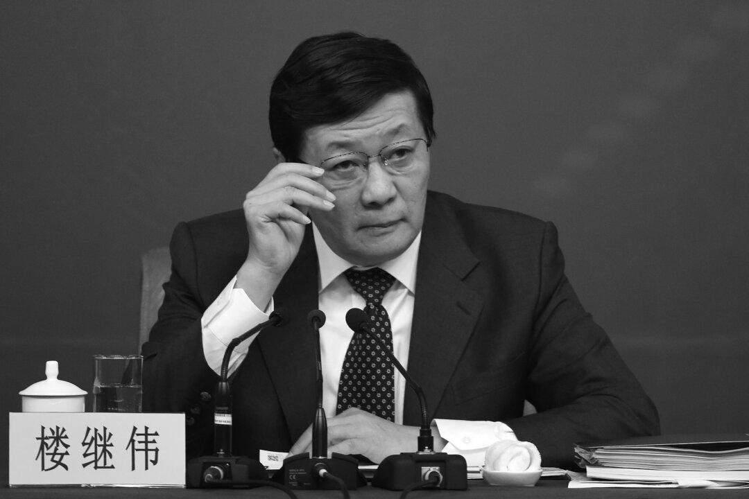 China’s Finance Minister Raises a Proposal to Tackle Local Debt