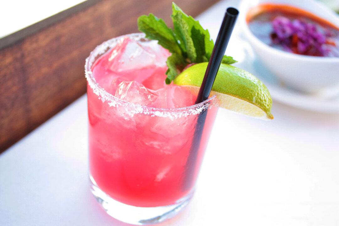 Cheers to Spring! Here Are 6 Cocktail Recipes