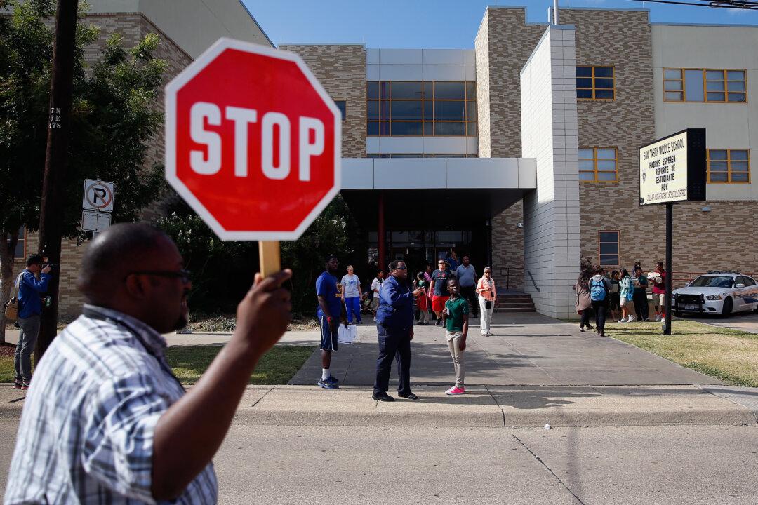 Feds to Investigate Texas Courts for Trying Truant Students in Court Without Lawyers
