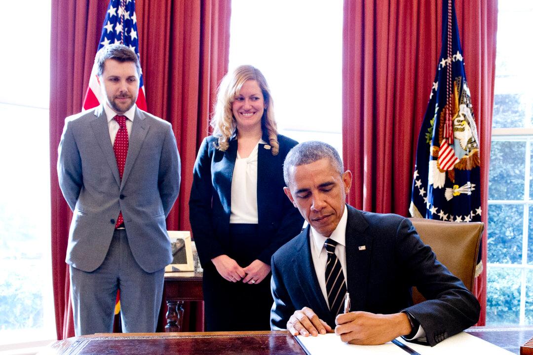 Congress and the President Need to Consult—and Not Just on Iran