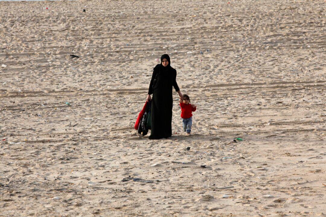 Hard-Hit Gaza Neighborhood Still Trying to Recover From War