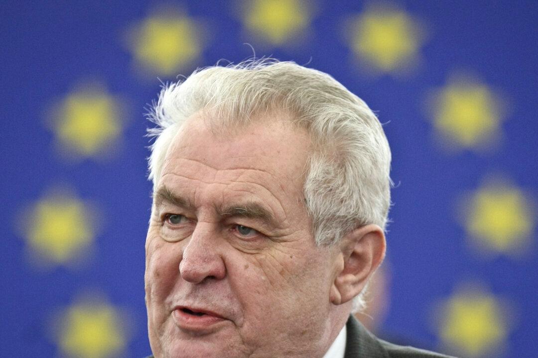Czech President Feuds With US Ambassador Over Ukraine