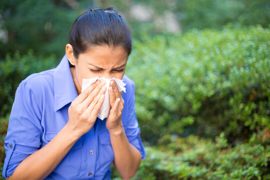 How to Reduce Your Exposure to Allergens Plus 5 Natural Solutions