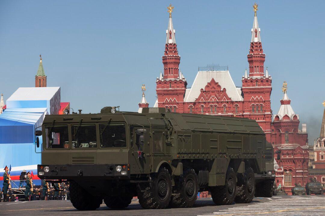 Russia Moves Nuclear-Capable Missiles to Kaliningrad, Alarming Neighbors
