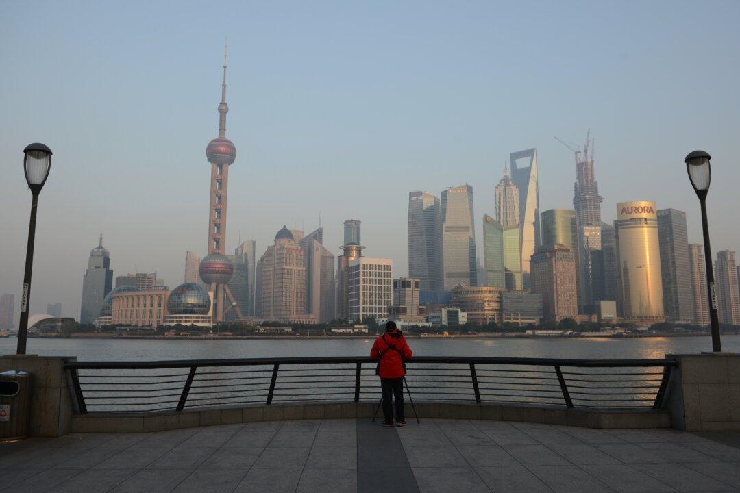 The Link Between Hong Kong and Shanghai Stocks