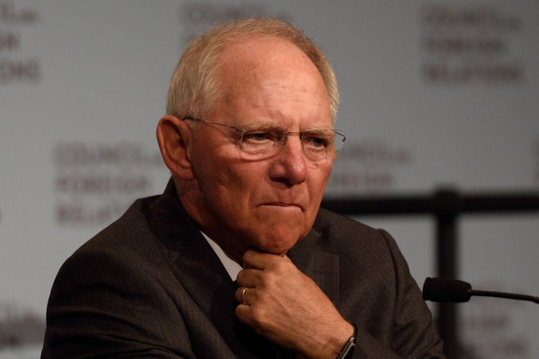 German Finance Minister: West Should Stick Together