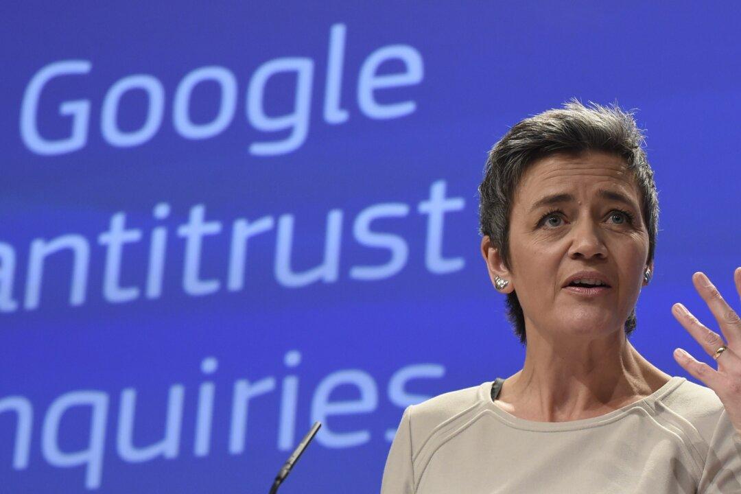 EU Targets Google in Competition Inquiry