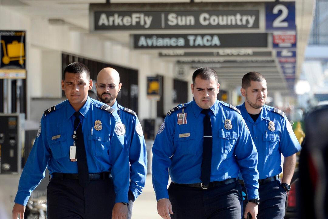 TSA Won’t Be Screening All Airport Employees Despite Insider Threats