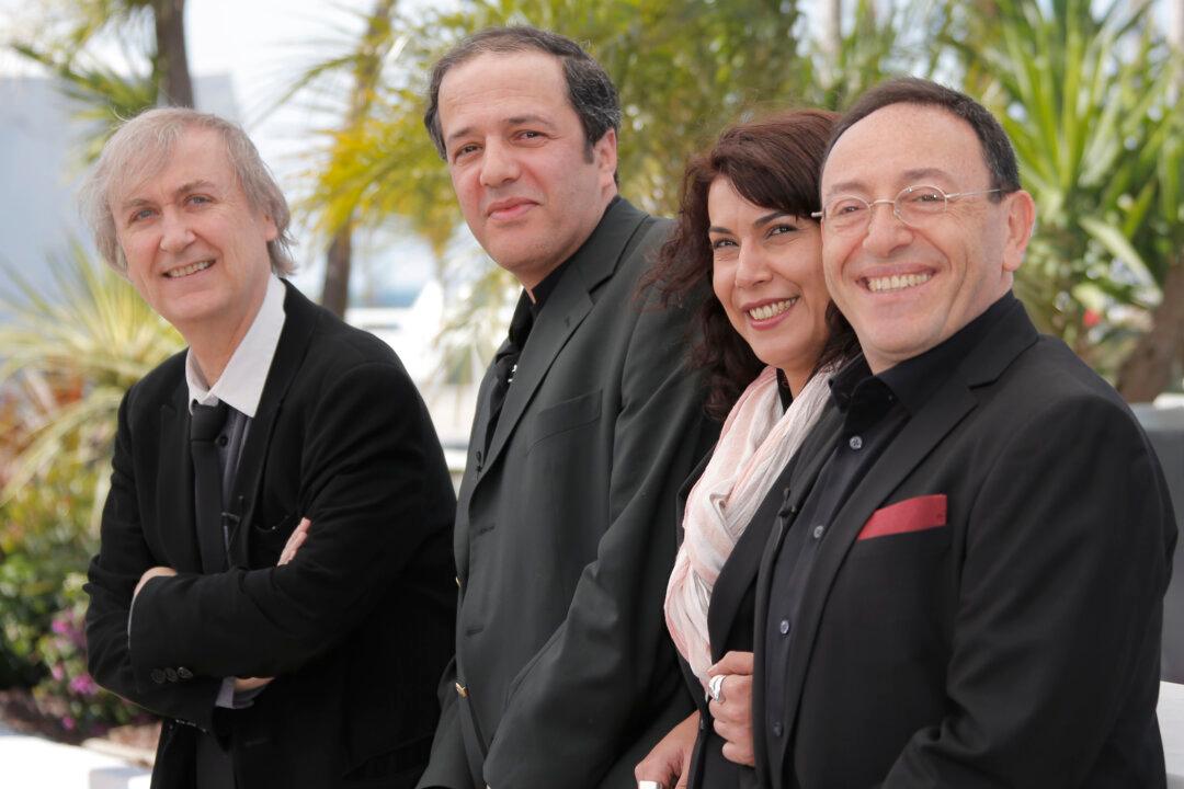 Cartoonists: Will Draw for Peace