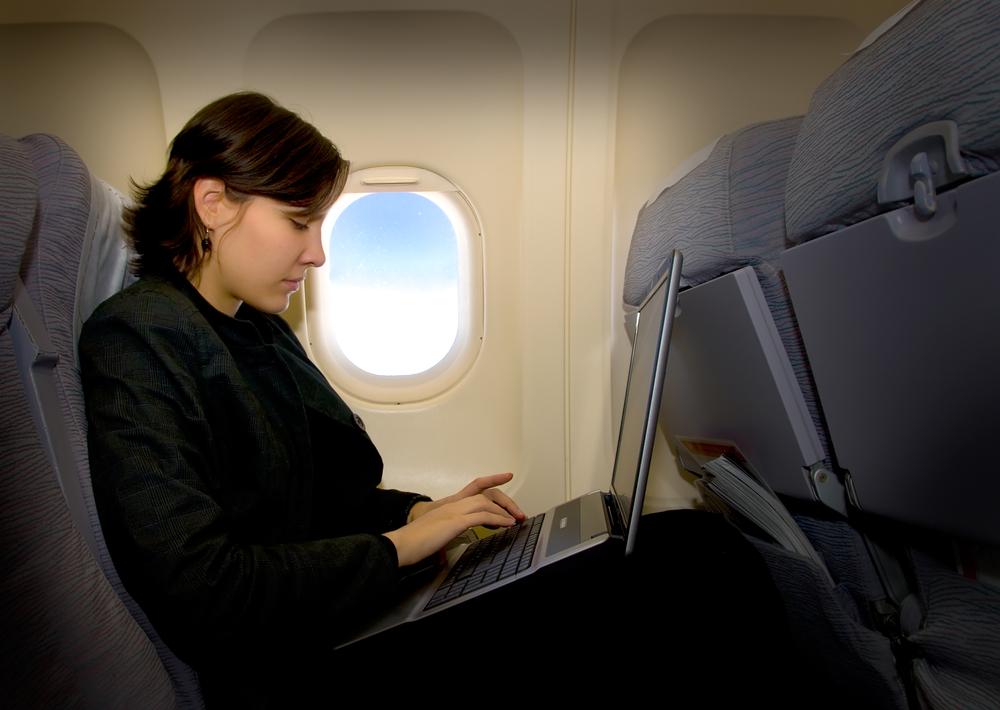Inflight Wi-Fi Giant Won’t Dodge Class-Action Suit for False Advertising