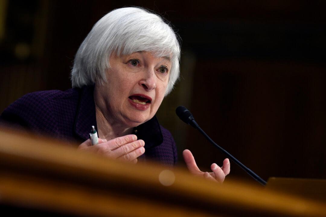 Fed Downgrades Assessment of US Economy